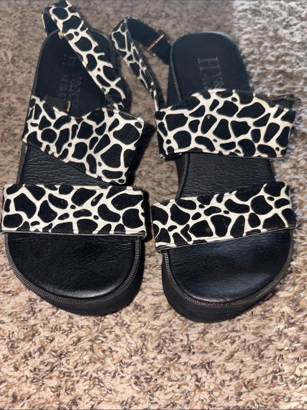 Platform Slide Sandals - Black & White Giraffe PrintY2K size 8